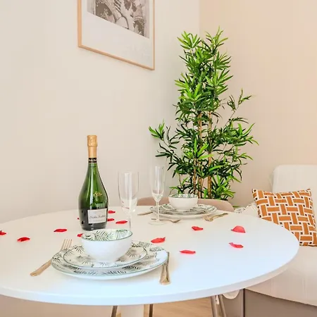 Apartment Little Bangkok - Luxury